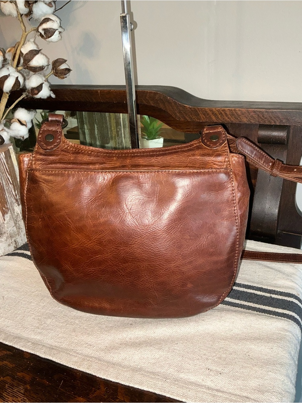 Frye Melissa Leather Saddle Bag Crossbody Shoulder Bag Cognac Brown Retail $378 - Picture 2 of 15